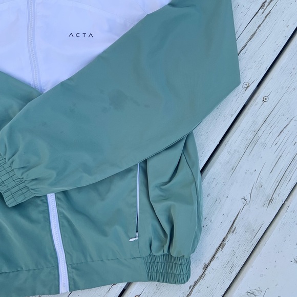 ACTA Legacy Windbreaker - Picture 4 of 7